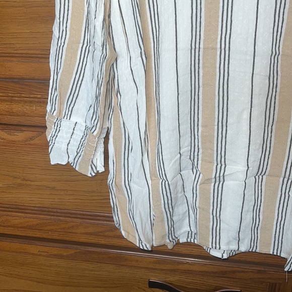 EUC Stitch Fix top - Picture 3 of 4